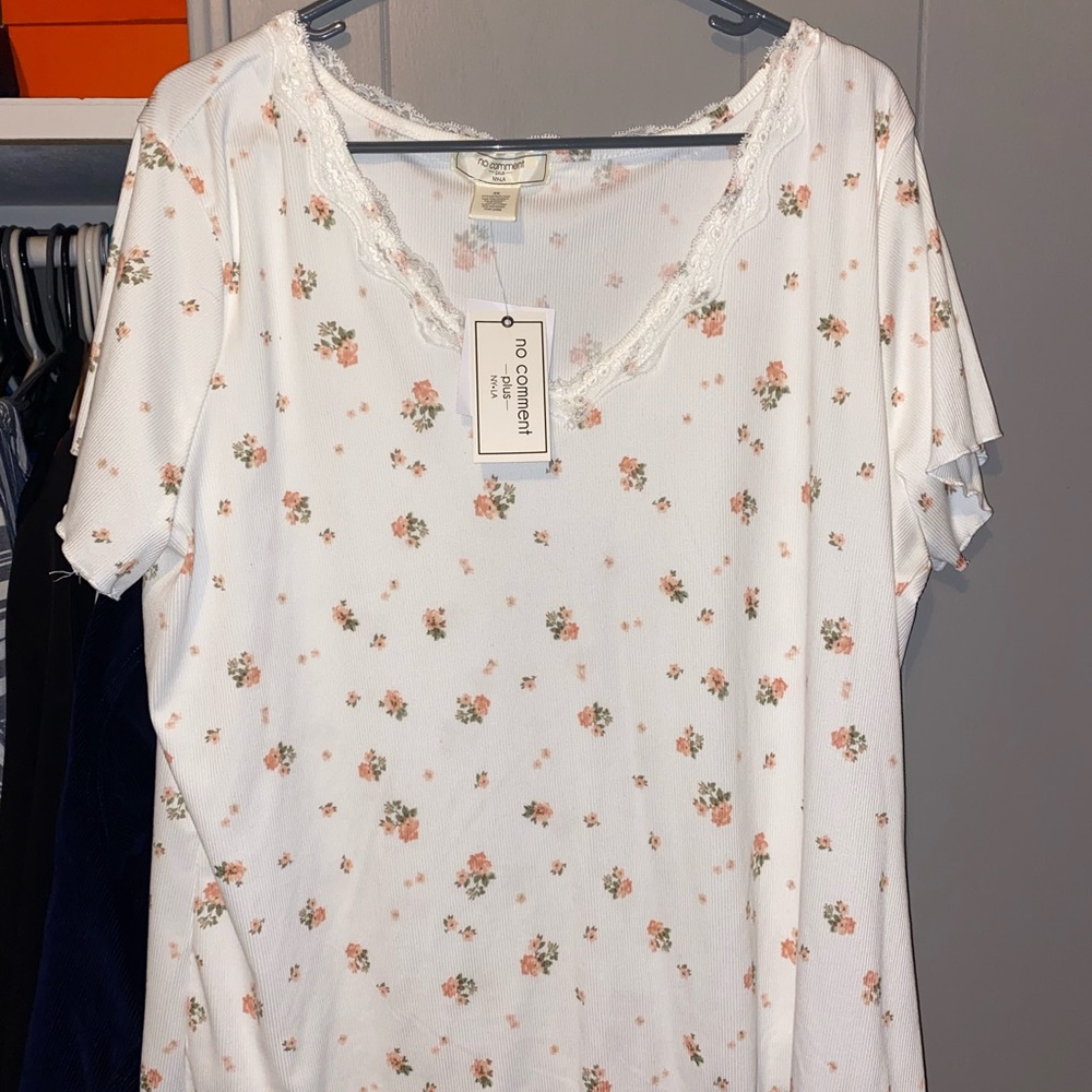 White t-shirt